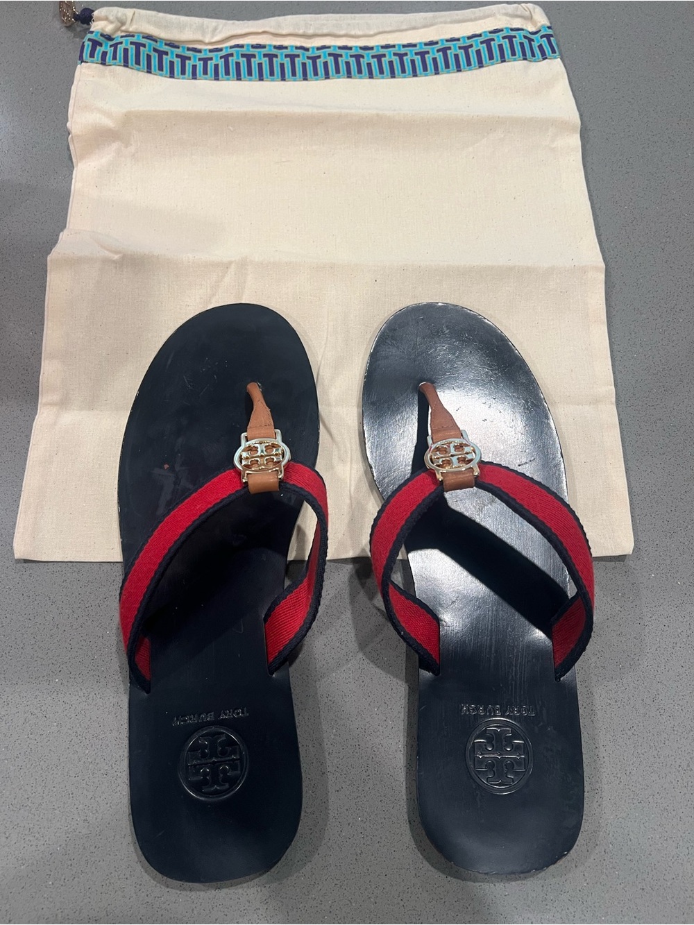 Tory Burch Black & Red Leather-Trim Men’s Logo Thong Sandals